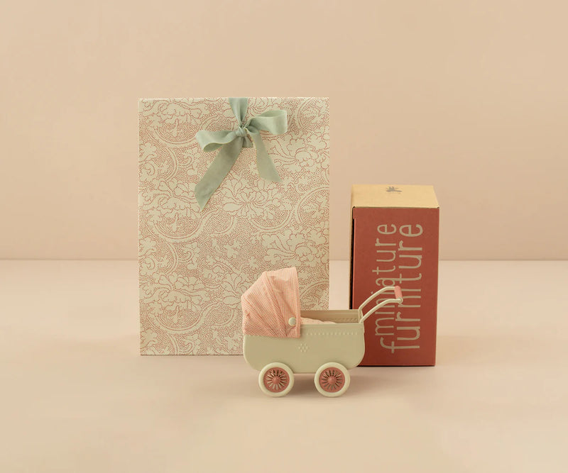 Geschenktüte, Mae rot