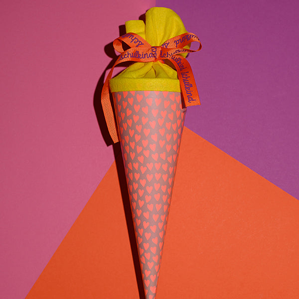 Schultüte mit Herzen, rosa/neonrosa, 35cm