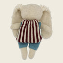 Hase “Kindergartenkind” mit Rucksack und Anzug in hellblau