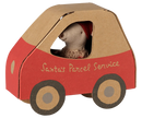 Weihnachtsmaus, kleine Schwester im Autokarton Mäusewelt Maileg