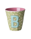 Großer Becher - Buchstabe B - Hellgrün Flowers